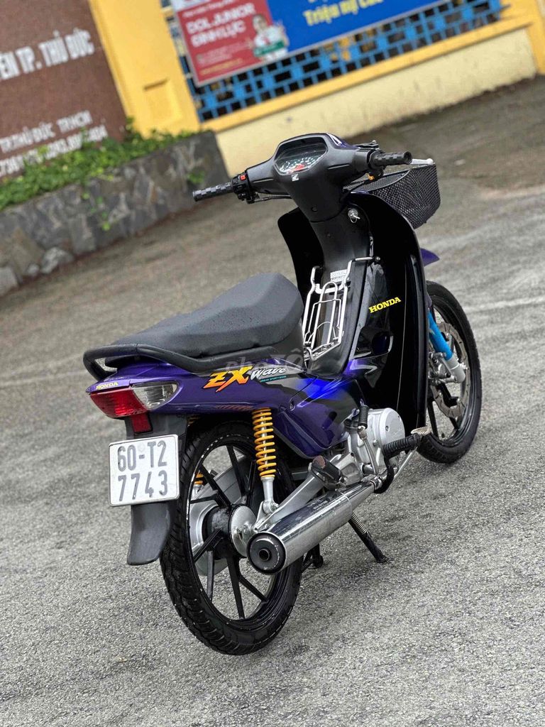 HONDA WAVR ZX 2005 giấy tờ đầy đủ. Mua bán Xe máy tại Thành phố Thủ Đức Tp Hồ Chí Minh được đăng bởi Xe Máy Nguyễn Phụng hình 5