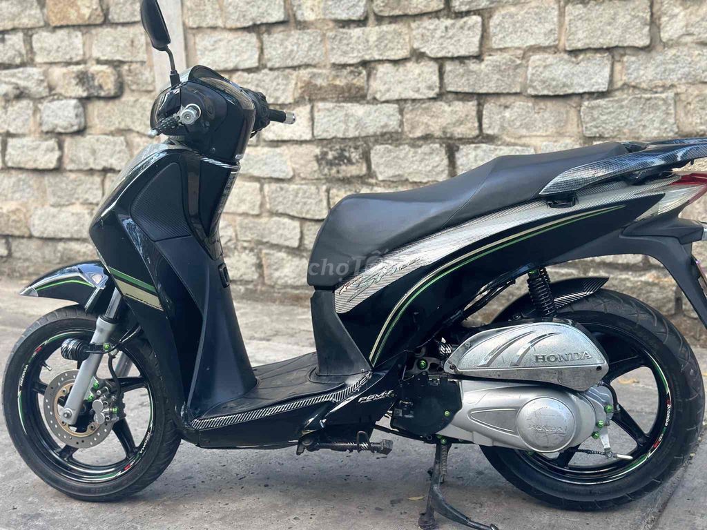 Honda @ lên SH 150i đẹp Bs.Tphcm có bộ giấy chứng