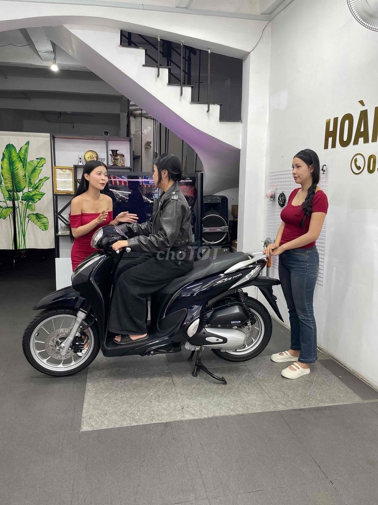 Vespa chính chủ + sang tên. Mua bán Xe máy tại Quận Phú Nhuận Tp Hồ Chí Minh được đăng bởi DŨNG HOÀNG  hình 6