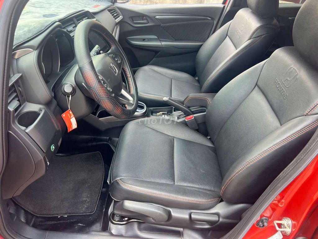 ❤️❤️ HONDA JAZZ 2019 1.5 RS - 32000 km. Mua bán Ô tô tại Thành phố Thuận An Bình Dương được đăng bởi BÌNH VÌNH PHÚ CHUYÊN XE LƯỚT BAO TEST HÃNG  hình 7