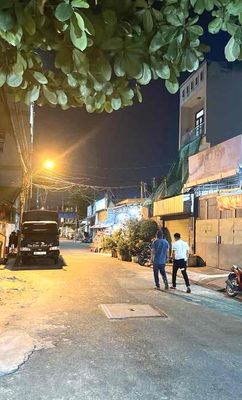 Nhà 3 Tầng Mặt tiền nhánh 10m thông TRUNG MỸ TÂY 2, Q12, Dt 92m2(4x23). Mua bán nhà ở tại Quận 12 Tp Hồ Chí Minh được đăng bởi Nguyễn Thanh Tùng