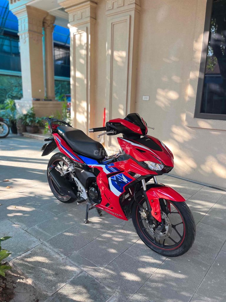 Красная ручная тележка Honda Winner V3