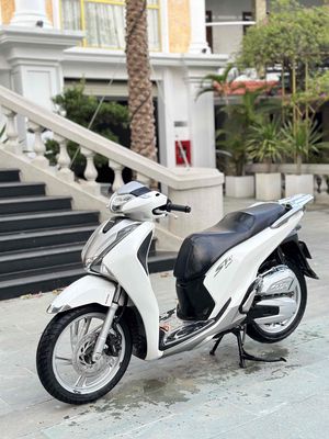 SH 2019  nguyên rin, chính chủ , mới cứng. Mua bán Xe máy tại Thành phố Huế Thừa Thiên Huế được đăng bởi Trần Quý