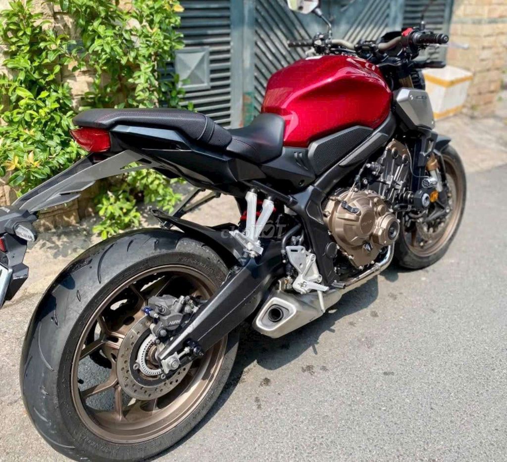 🌈 TPhcm CB650 abs 2022 chính chủ.. giá mềm 🥰