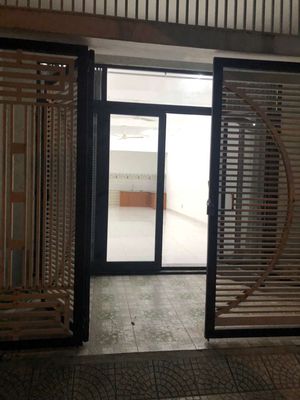 Аренда · 2 комн. · 100 м² · Quận Cẩm Lệ, ул. Đường Thanh Lương 18