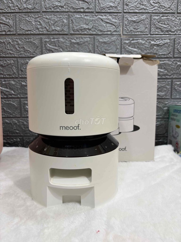 Máy cho ăn tự động meoof. 3L Trắng thiếu khay. Mua bán Phụ kiện, Thức ăn, Dịch vụ tại Huyện Nhà Bè Tp Hồ Chí Minh được đăng bởi Tạp Hoá Nhà Giang hình 1