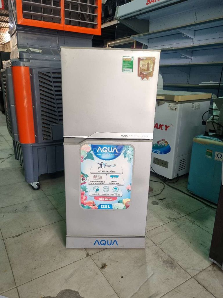 Thanh lý tủ lạnh AQUA 123L zin đẹp chạy tốt. Mua bán Tủ lạnh tại Quận 8 Tp Hồ Chí Minh được đăng bởi Pi trần hình 1
