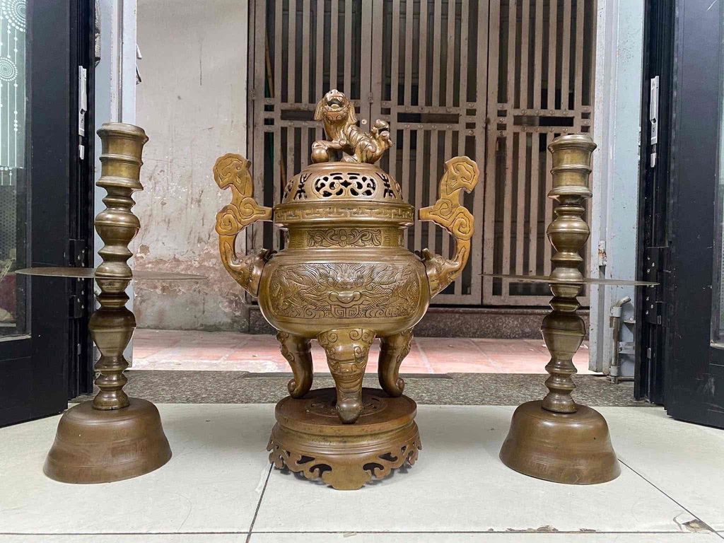 Bộ lư đồng Huế 55cm. Mua bán Đồ sưu tầm, đồ cổ tại Huyện An Dương Hải Phòng được đăng bởi Dung hình 1