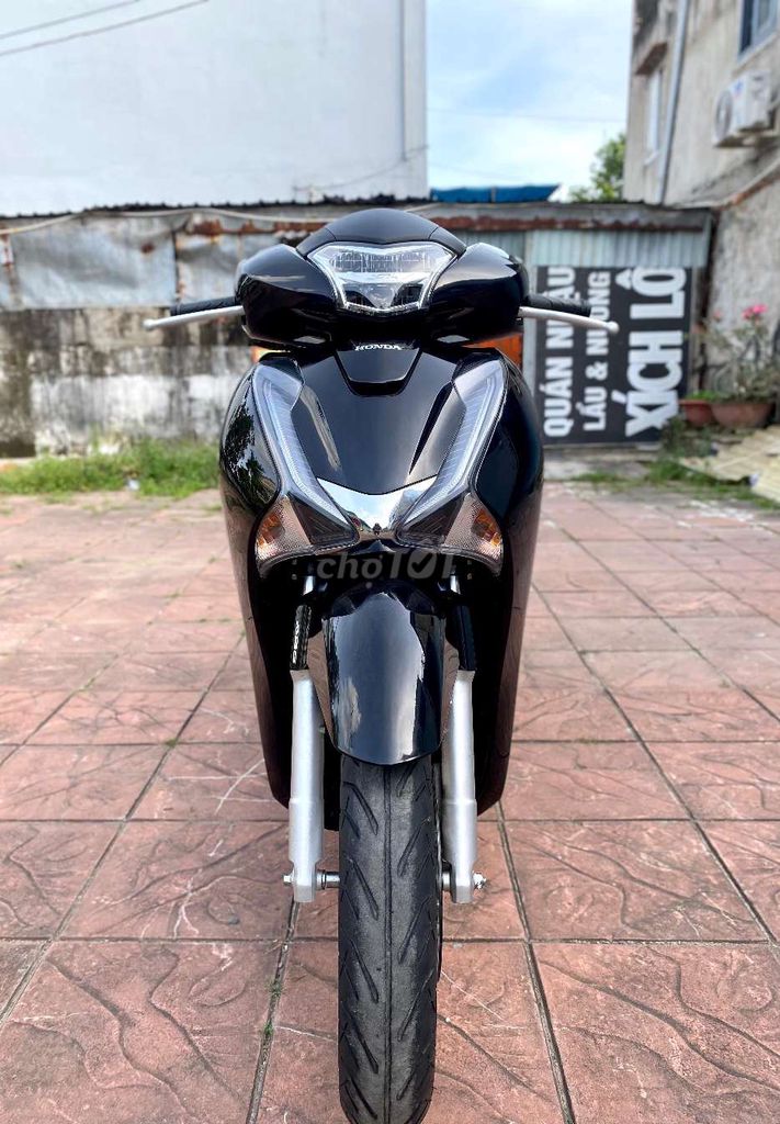 Hàng bỏ mẫu SH 150i ABS 2017 Máy Zin êm. Mua bán Xe máy tại Quận Ninh Kiều Cần Thơ được đăng bởi Xe Máy TÂN LIÊN HƯNG 1 91B hình 1