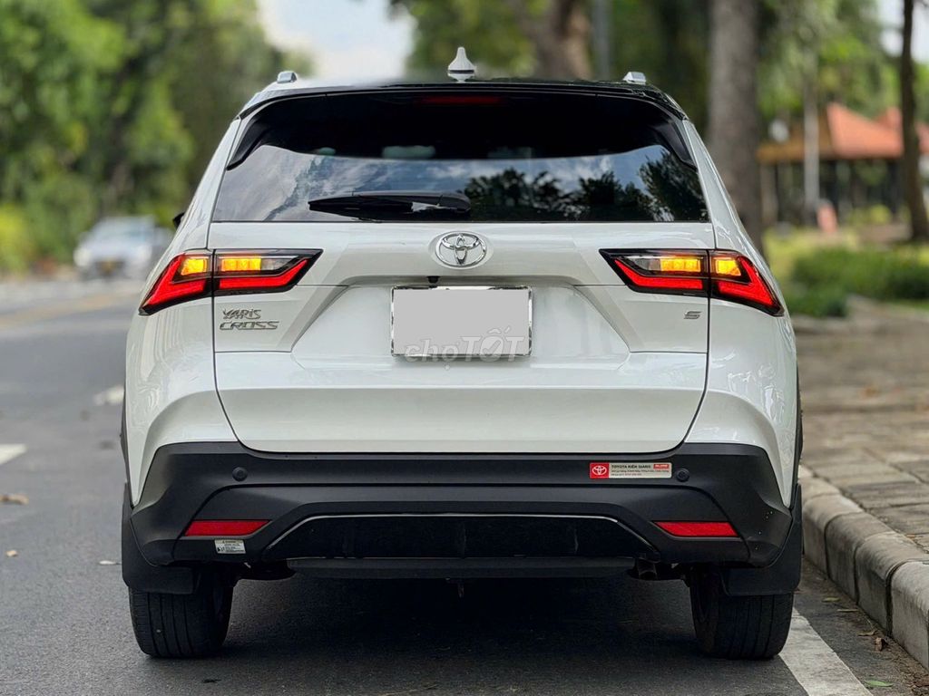 Yaris Cross CVT 2024 Đi 19.000km Full BD Hãng. Mua bán Ô tô tại Quận 10 Tp Hồ Chí Minh được đăng bởi Tuấn Ô Tô Cũ Sài Gòn hình 4