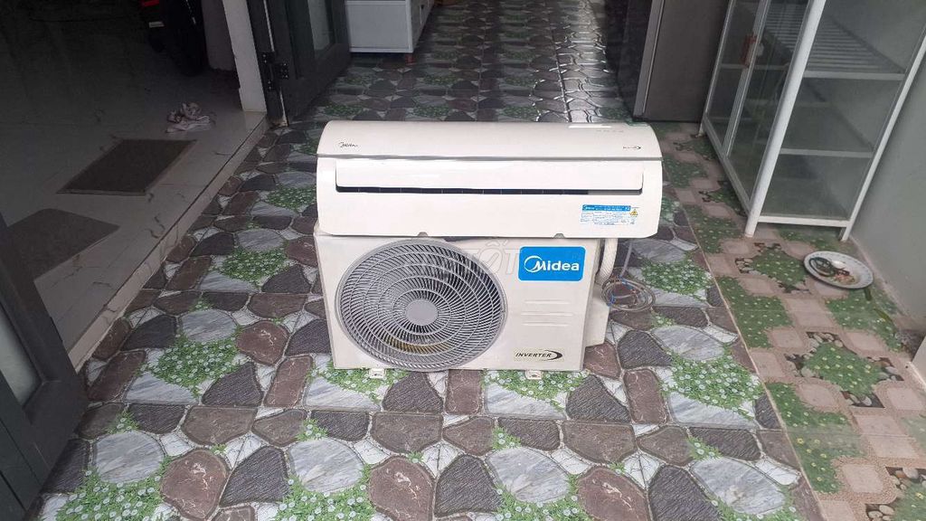Máy lạnh Midea Inverter Tiết kiệm điện Trắng. Mua bán Máy lạnh, điều hoà tại Thành phố Sóc Trăng Sóc Trăng được đăng bởi Điện Lạnh Luận Quách hình 1