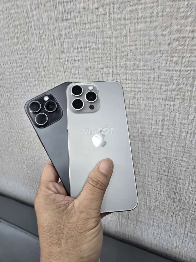 Apple iPhone 15 Pro Max Đen, Bạc Cận 99%. Mua bán Điện thoại tại Thành phố Buôn Ma Thuột Đắk Lắk được đăng bởi MNmobile hình 1