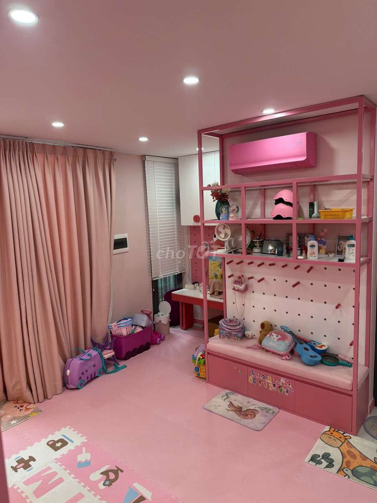 Nhà hẻm xe hơi, quận 7, 5 phòng ngủ, hiện đại. Mua bán nhà ở tại Quận 7 Tp Hồ Chí Minh được đăng bởi Nguyễn Đặng Thảo Nguyên hình 4