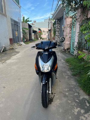 Cần bán xe click máy móc zin êm . Giấy tờ đầy đủ. Mua bán Xe máy tại Thành phố Biên Hòa Đồng Nai được đăng bởi Minh