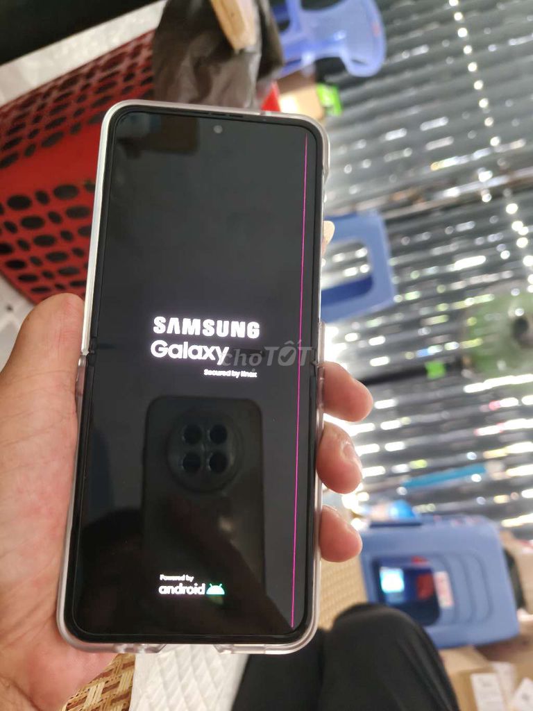 Samsung Galaxy Z Flip4 Xám Mỹ. Mua bán Điện thoại tại Thành phố Bến Tre Bến Tre được đăng bởi Từ Tuấn Bến Tre hình 1