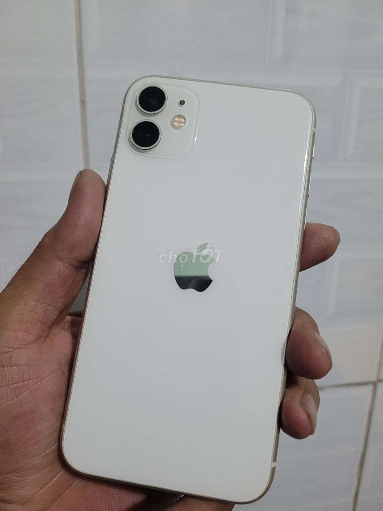 Apple iPhone 11 64GB quốc tế zin all. Mua bán Điện thoại tại Thành phố Tân An Long An được đăng bởi Cầm đồ Kim Đồng Mỹ Tho Tiền Giang  hình 1