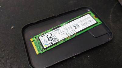 Ổ cứng SAMSUNG SSD M2-PCIe 512GB PM951 NVMe 2280