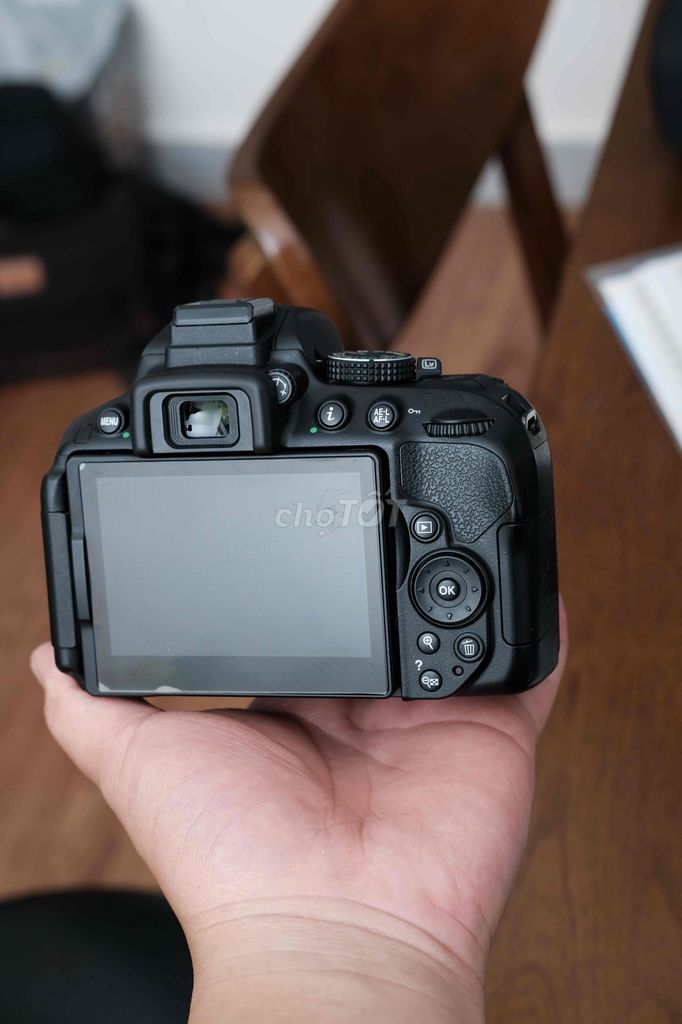 Máy ảnh Nikon D5300 Đen. Mua bán Máy ảnh, Máy quay tại Quận 1 Tp Hồ Chí Minh được đăng bởi Đỗ Ngọc Phúc hình 1