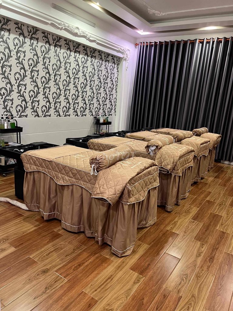 Cần Sang Spa Đầy Đủ Đồ Dùng Chỉ Cần Vào Kình Doanh