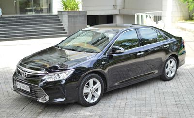 Toyota Camry 2017 2.5Q 1 đời chủ mua mới. Mua bán Ô tô tại Quận 7 Tp Hồ Chí Minh được đăng bởi nguyễn