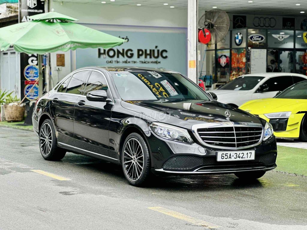 Mercedes Benz C Class 2020 C200 Exclusive  - 39000