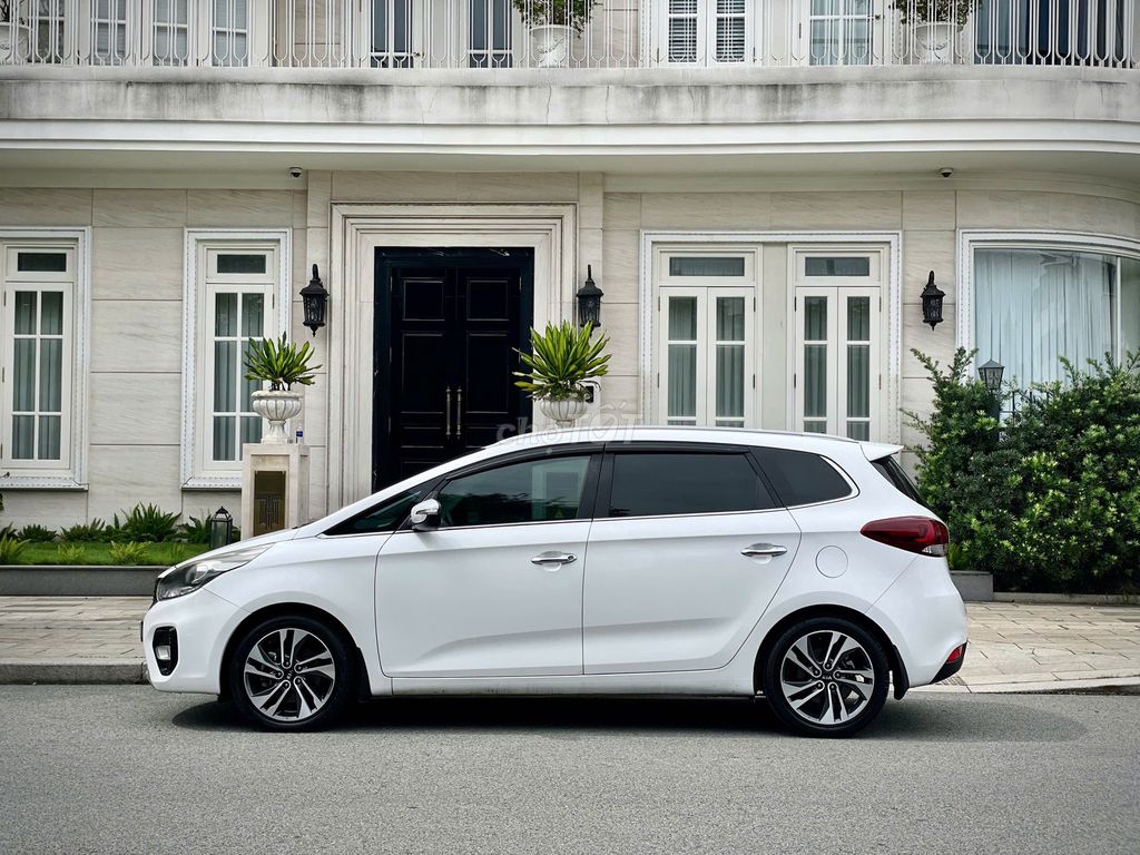 Kia Rondo 2.0AT 2017 - 80832 km. Mua bán Ô tô tại Quận Gò Vấp Tp Hồ Chí Minh được đăng bởi ĐỨC XE LƯỚT hình 3