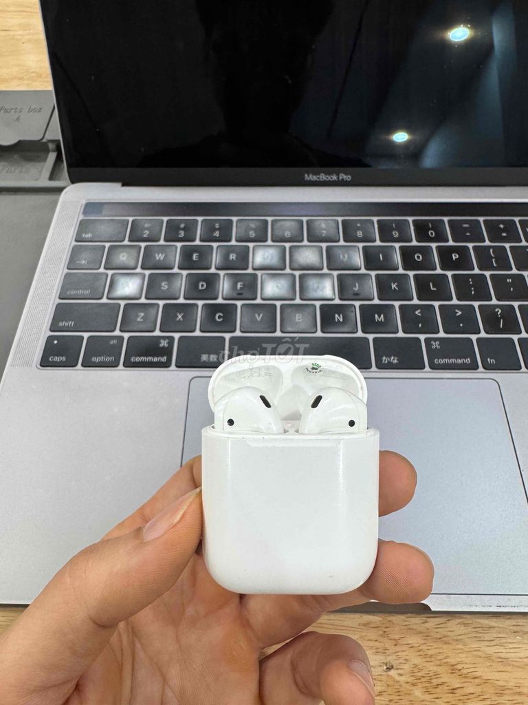 Tai nghe Apple AirPods 1 Trắng. Mua bán Tivi, Âm thanh tại Quận Đống Đa Hà Nội được đăng bởi Hoang Long hình 1