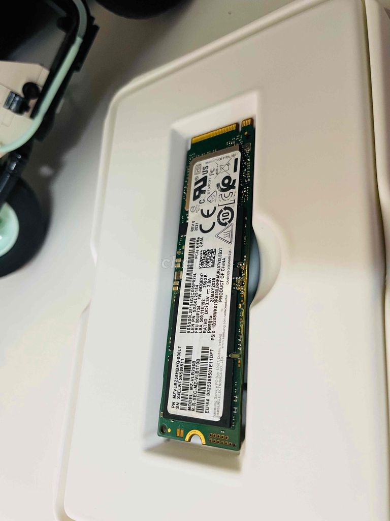 SSD Samsung NVMe PCIe 256GB Gen 3 Likenew