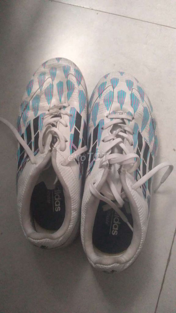 Giày thể thao Adidas. Mua bán Giày dép tại Quận Ba Đình Hà Nội được đăng bởi Đức Quý hình 1