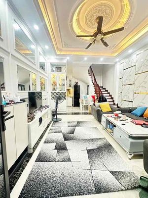 Gia đình tôi cần bán nhà Thịnh Quang,kinh doanh nhỏ,37m x 5 tầng. Mua bán nhà ở tại Quận Đống Đa Hà Nội được đăng bởi tuannguyenvan