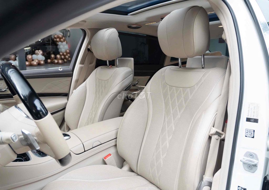 Mercedes Benz S Class 2017 Maybach S450 - 65000 km. Mua bán Ô tô tại Quận 7 Tp Hồ Chí Minh được đăng bởi TrầnKimLA hình 13