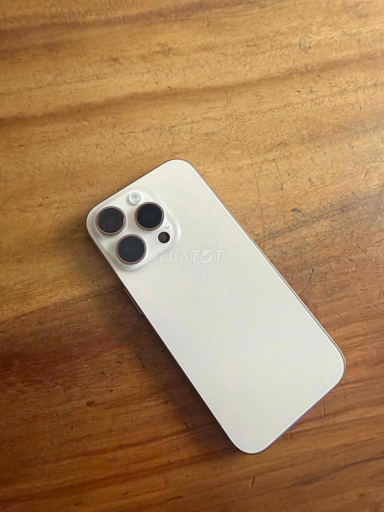 Apple iPhone 16 Pro 256GB Sa mạc Đã sử dụng. Mua bán Điện thoại tại Quận 3 Tp Hồ Chí Minh được đăng bởi Khoa hình 1