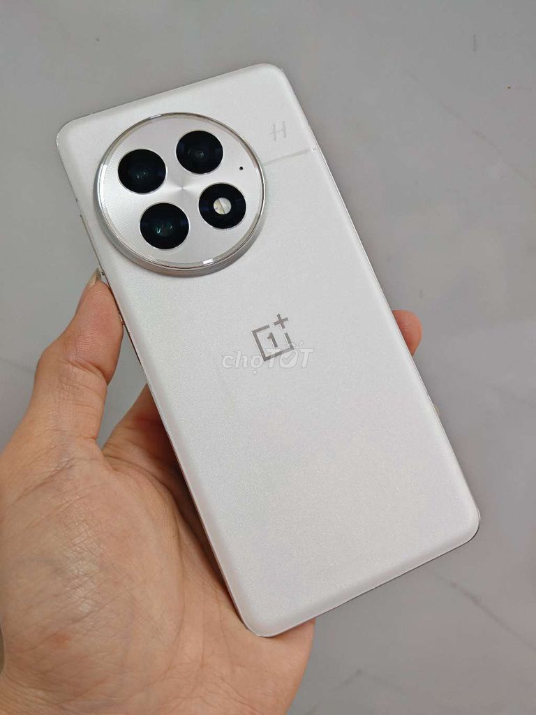 OnePlus 13 (256GB) 98%. Zin Áp. GL. Mua bán Điện thoại tại Quận Tân Phú Tp Hồ Chí Minh được đăng bởi Nguyễn Sơn hình 1