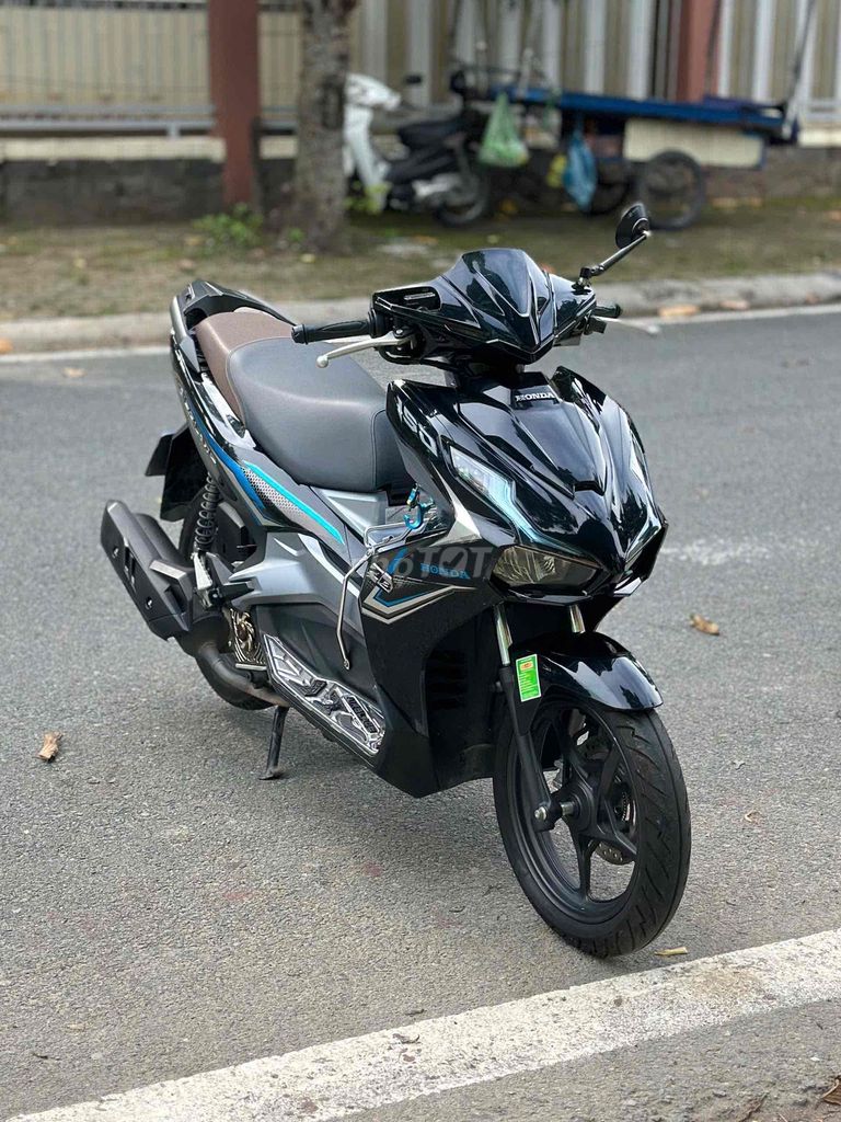 XE HONDA AIRBLADE 2022 ÁO TRÙM KEO NGUYÊN CON. Mua bán Xe máy tại Thị xã Tân Uyên Bình Dương được đăng bởi Hồ Hoàng Cảnh   hình 1