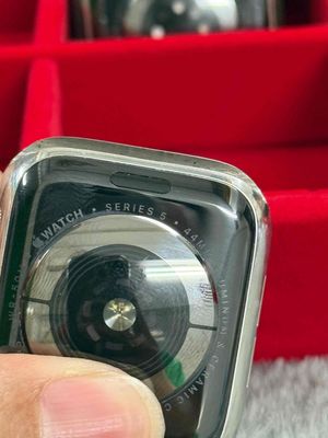 Apple Watch Series 5 Thép Trắng, Pin Khỏe 1 ngày. Mua bán Thiết bị đeo thông minh tại Quận 10 Tp Hồ Chí Minh được đăng bởi TIN STORE