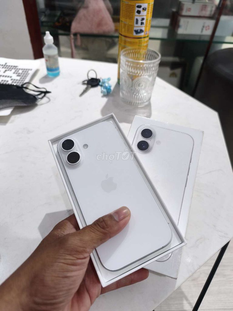 Apple iPhone 17 256GB Trắng Như mới. Mua bán Điện thoại tại Quận Tân Phú Tp Hồ Chí Minh được đăng bởi Mobile hình 1