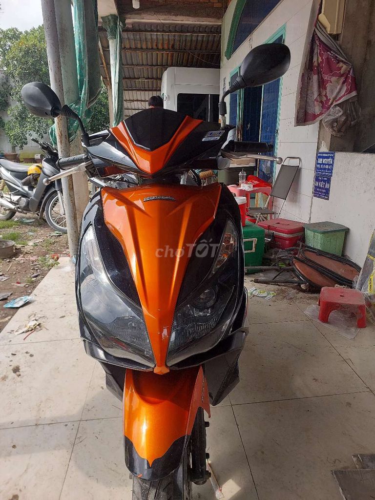 Honda Airblade mắt cú 2015 Cam đen