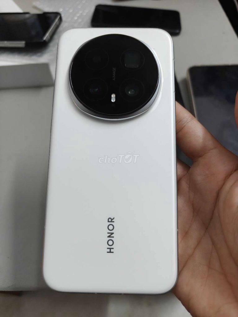 Honor Magic 8 Pro 16GB/512GB Trắng có GL. Mua bán Điện thoại tại Quận Gò Vấp Tp Hồ Chí Minh được đăng bởi Hiếu Mobile hình 1