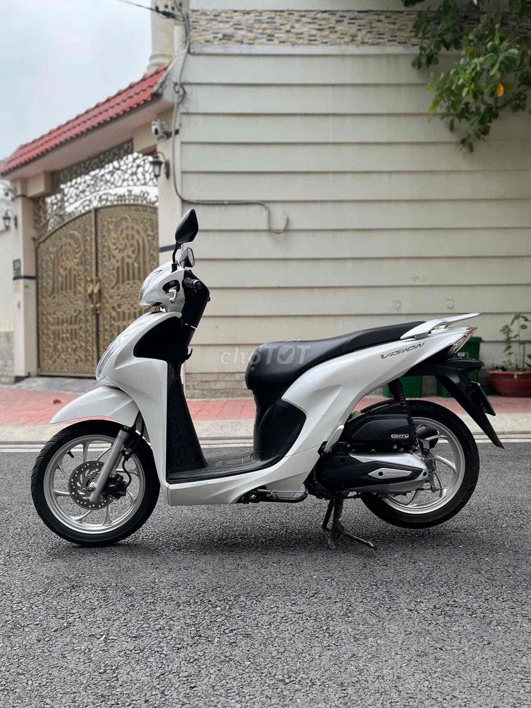 Cầm đồ thanh lý Honda Vision 2024  BS:65L1-47800