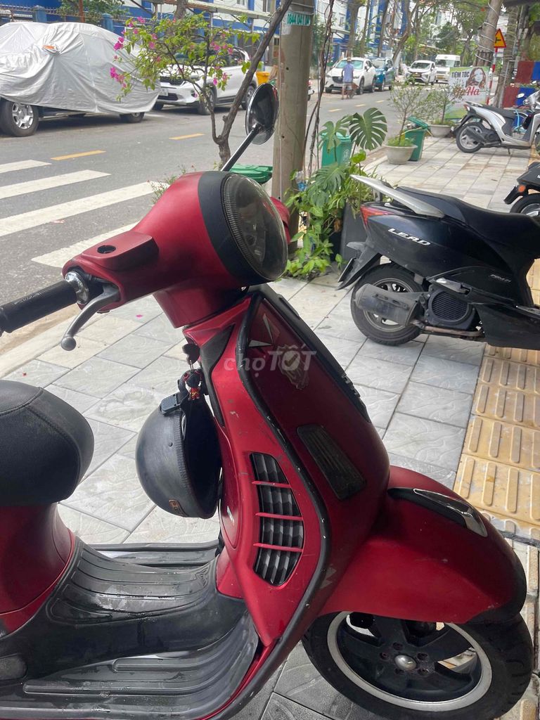 Piaggio Vespa GTS 3Vie красный, цена 5гр
