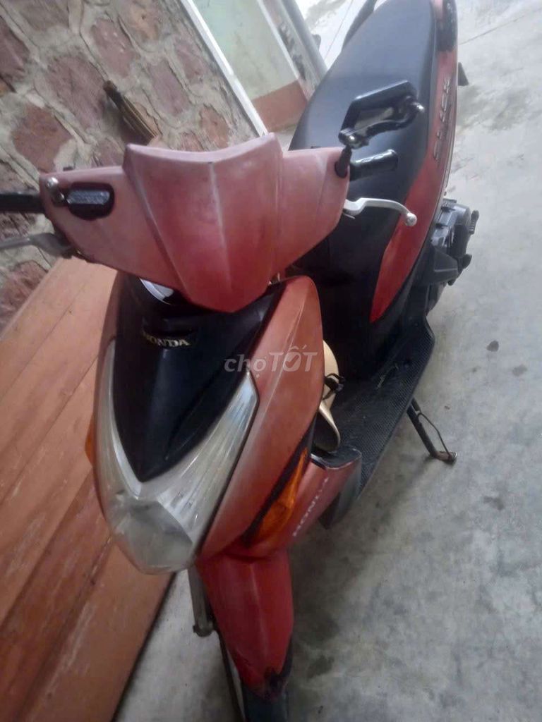 Cần bán xe ga click giá êm. Mua bán Xe máy tại Huyện Thuỷ Nguyên Hải Phòng được đăng bởi Bui khac dung  hình 2