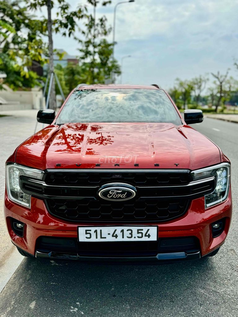 FORD EVEREST SPORT 2023 LƯỚT 2 VẠN