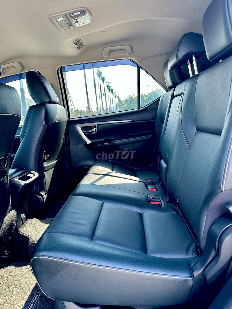 Toyota Fortuner 2022 2.4L 4x2 AT - 14000 km. Mua bán Ô tô tại Quận Cẩm Lệ Đà Nẵng được đăng bởi Hải Vân Auto hình 6