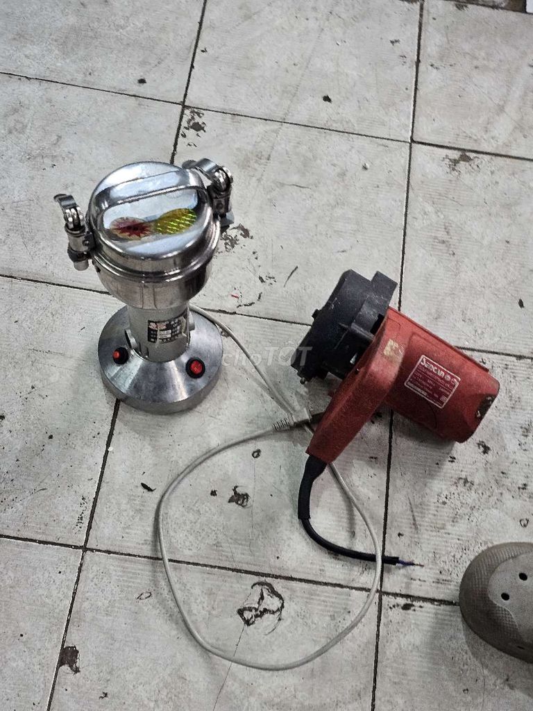 Máy xay Sencan QE-100 1400W Bạc, Đỏ. Mua bán Đồ chuyên dụng, Giống nuôi trồng tại Quận Tân Bình Tp Hồ Chí Minh được đăng bởi A phát hình 1
