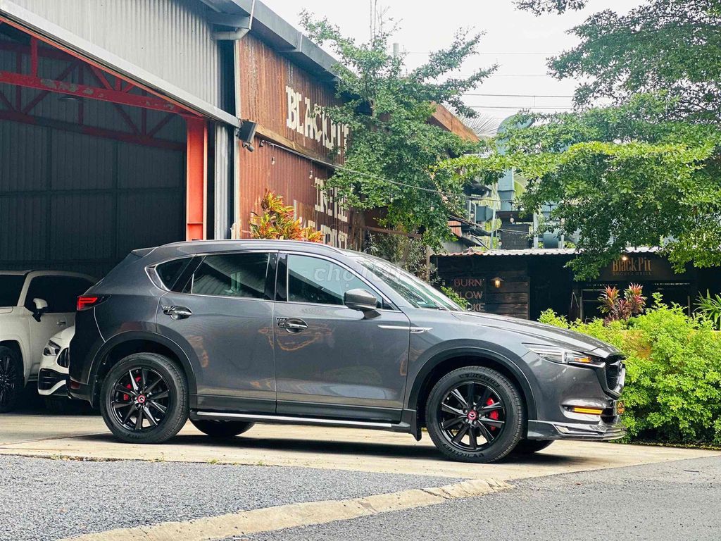 Мазда CX5 2.0L Премиум 2019 Серая 54 000 км