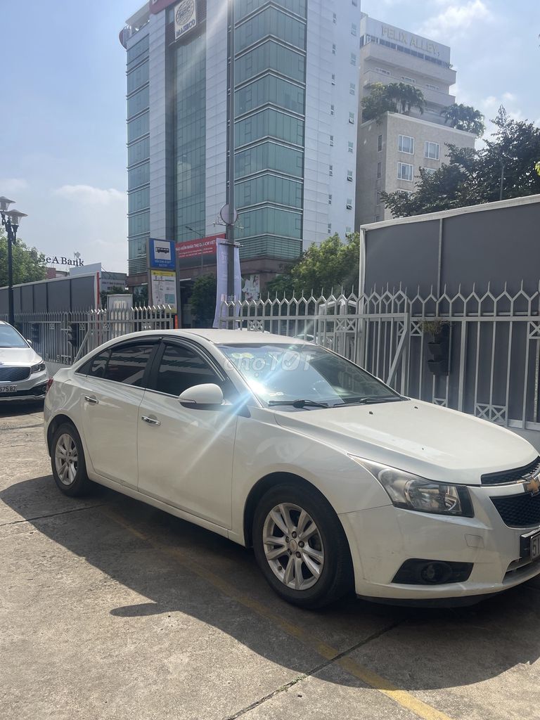 Cheverlet 2017 + màu trắng. Mua bán Ô tô tại Quận 12 Tp Hồ Chí Minh được đăng bởi vlog vvngoc hình 4