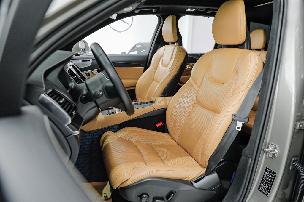 Volvo XC90 2021 Recharge T8 - An Toàn, Tiết Kiệm. Mua bán Ô tô tại Quận Gò Vấp Tp Hồ Chí Minh được đăng bởi Mr Vương otosieuluot hình 5