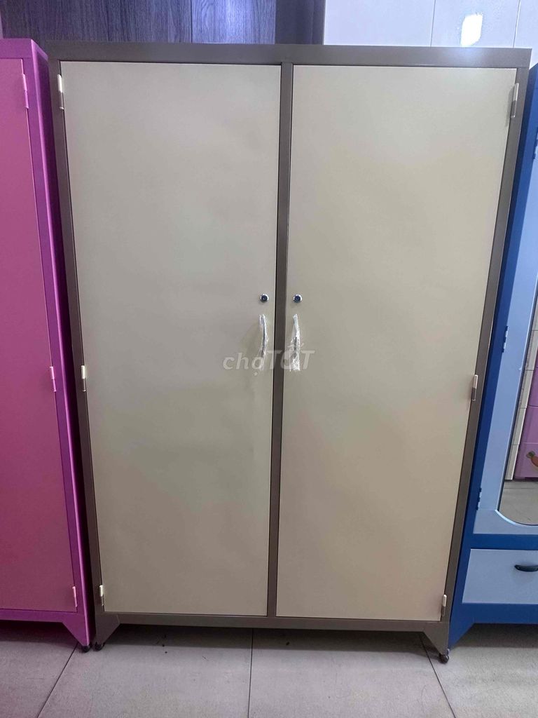 Tủ quần áo Sắt thép Kem 1m2x1m8x55cm. Mua bán Tủ, kệ gia đình tại Quận 8 Tp Hồ Chí Minh được đăng bởi Khả Vy hình 1