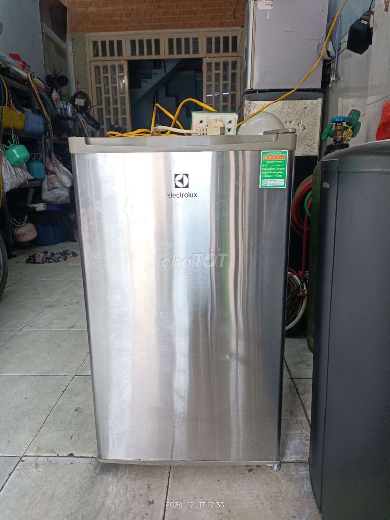 Tủ lạnh mini 90 lít Electrolux