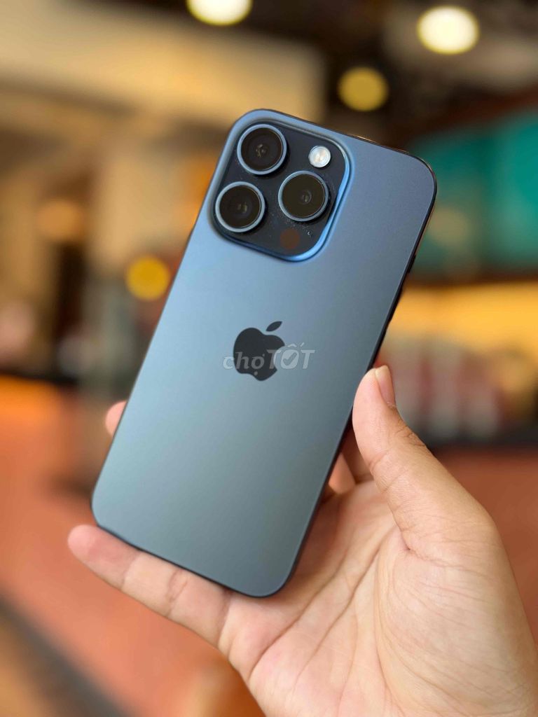 Apple iPhone 15 Pro Xám Đã sử dụng. Mua bán Điện thoại tại Quận Cẩm Lệ Đà Nẵng được đăng bởi Nguyễn Văn Linh hình 1